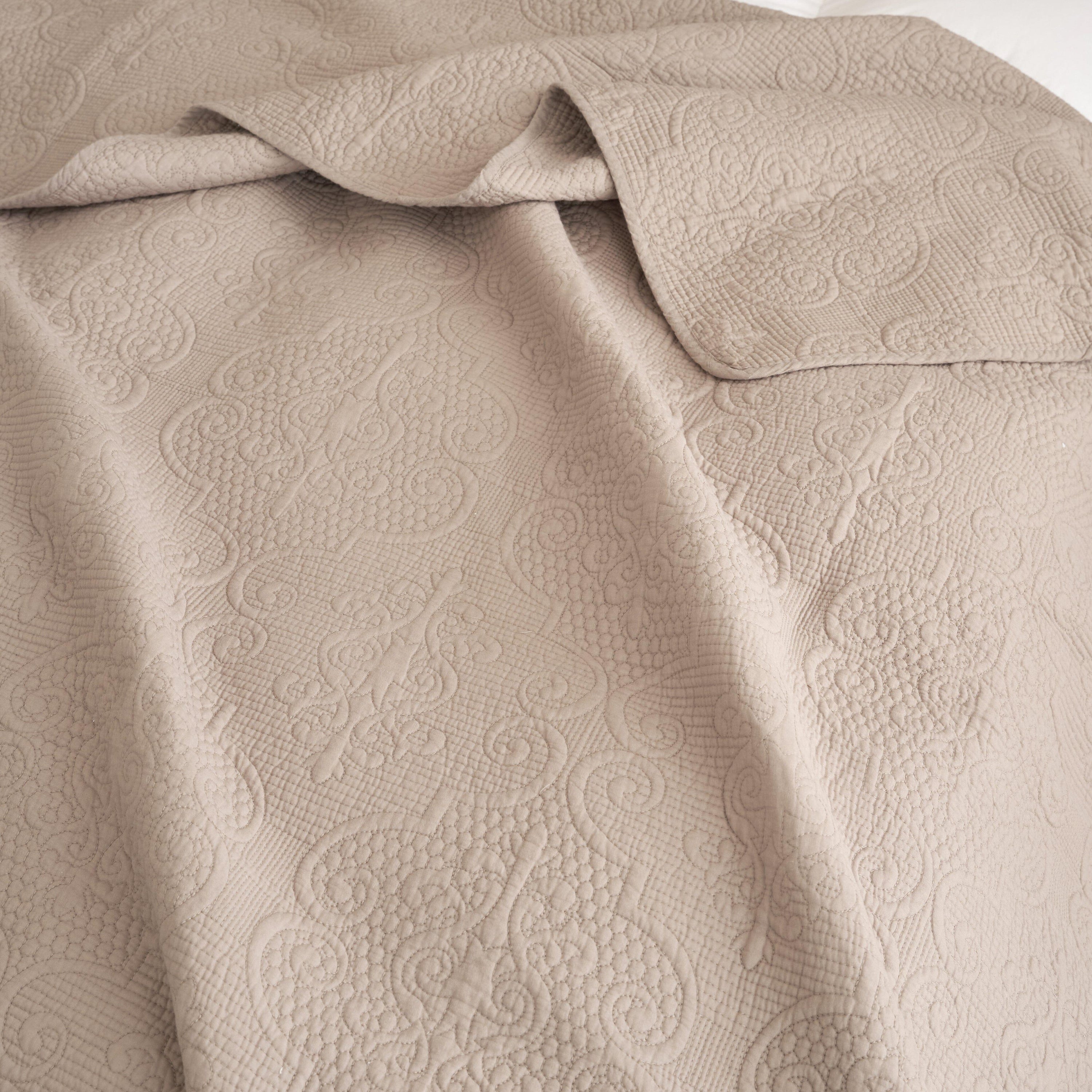 DaDa Bedding Neutral Taupe Beige Sandy Elegant Matelasse Cotton