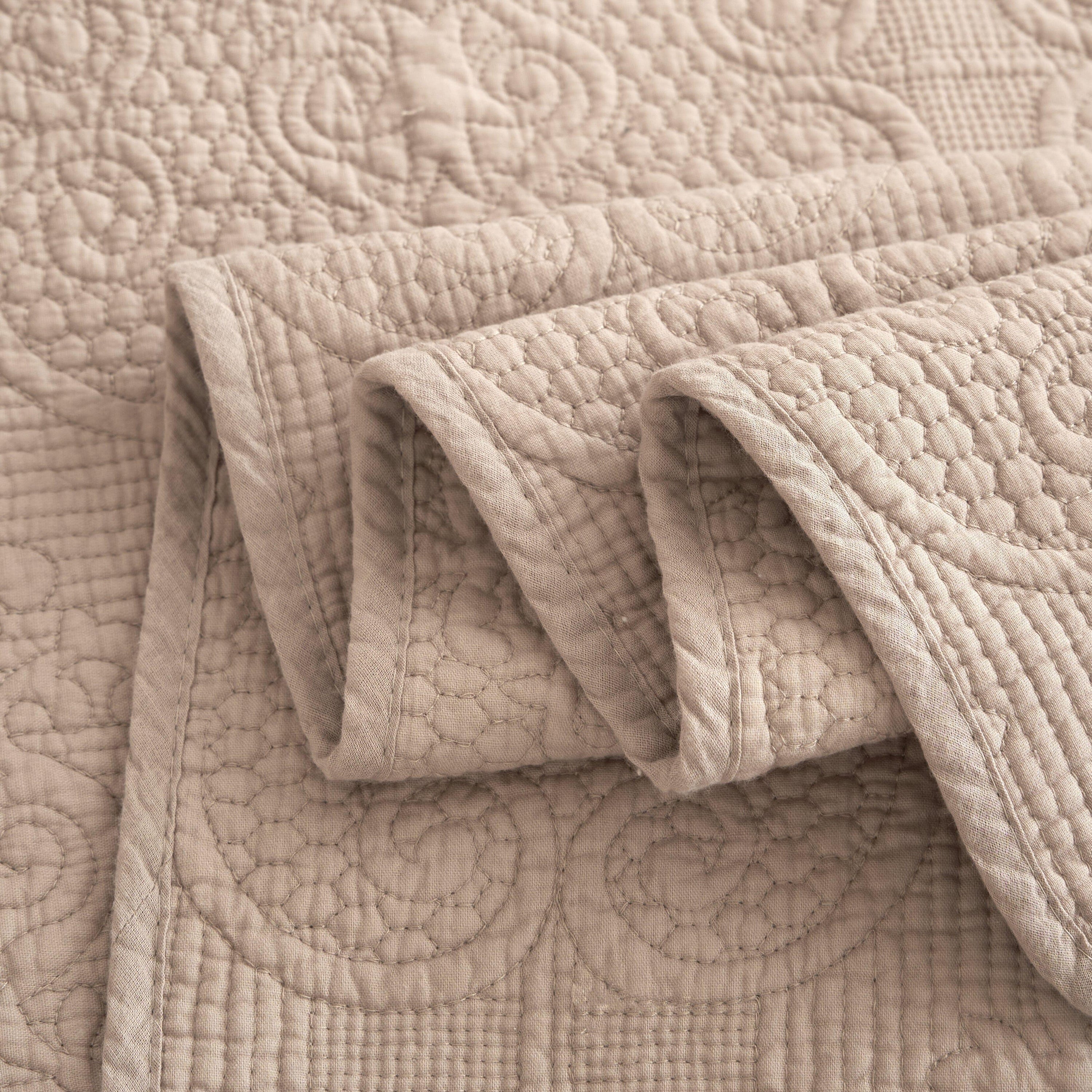 DaDa Bedding Neutral Taupe Beige Sandy Elegant Matelasse Cotton