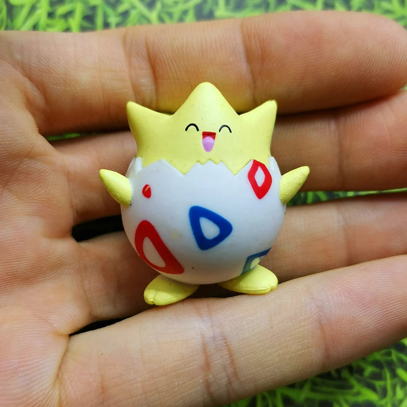 Genuine Pokemon 4cm Mew Cubone Snorlax Eevee Totodile Larvitar Jigglypuff Anime Action Figure Toys Dolls Child Birthday Gift