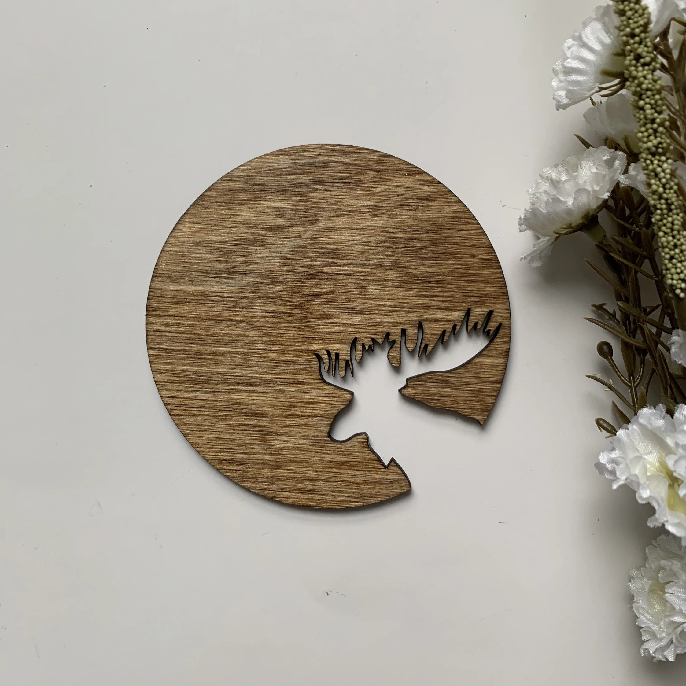 Custom Wooden Deer Sign - Personalized Rustic Name Plate for Kids&