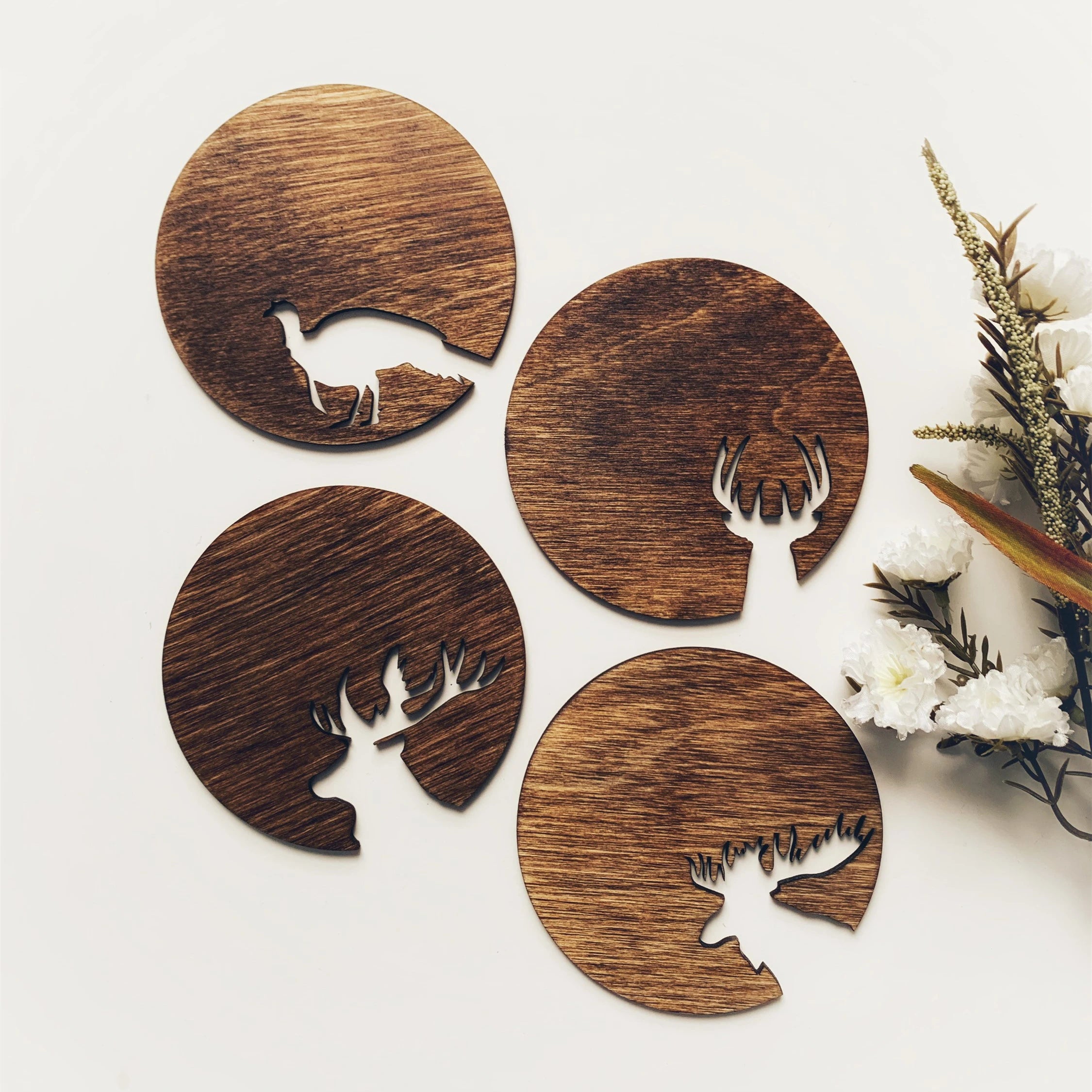 Custom Wooden Deer Sign - Personalized Rustic Name Plate for Kids&