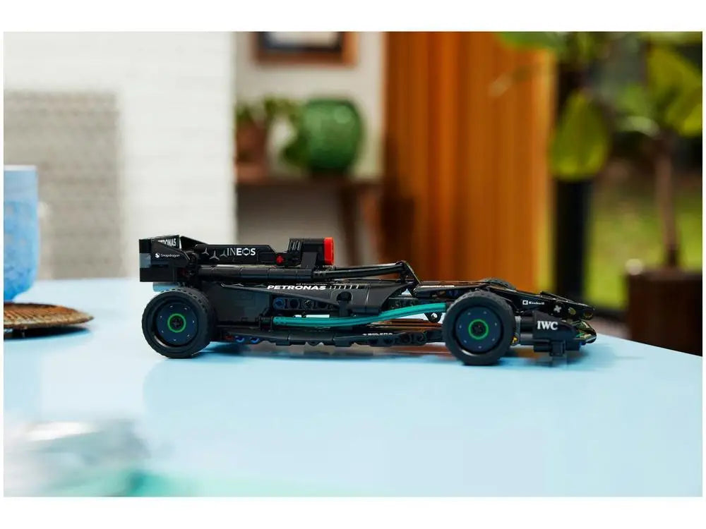 LEGO Technic Mercedes-AMG F1 W14 AND Performance