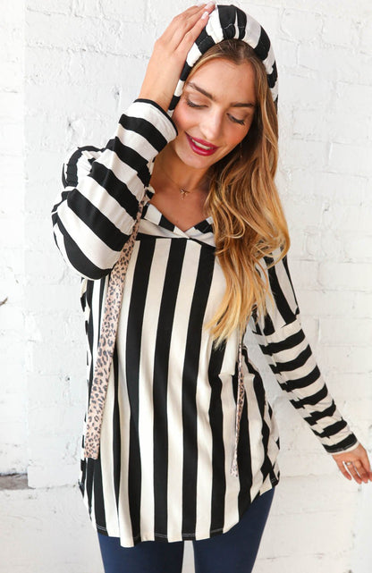 Black &amp; White Stripe Leopard Drawstring Hoodie