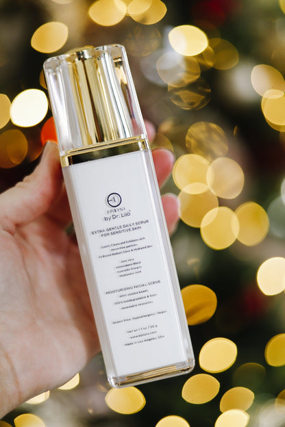 Gentle Exfoliating Face Scrub – Hyaluronic Acid, Aloe Vera &amp;