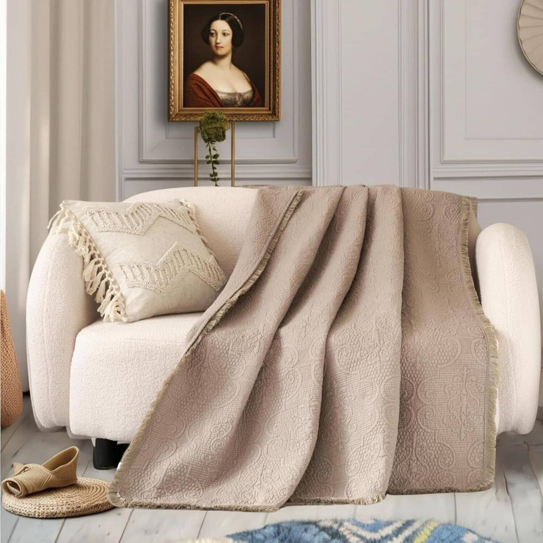 DaDa Bedding Elegant Fringed Cotton Quilted Throw Blanket - Luxurious