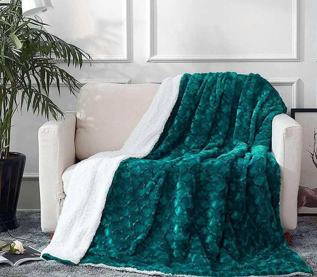 DaDa Bedding Mermaid Scales Emerald Green Blue w/ Sherpa Backside Faux