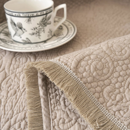 DaDa Bedding Elegant Fringed Cotton Quilted Throw Blanket - Luxurious