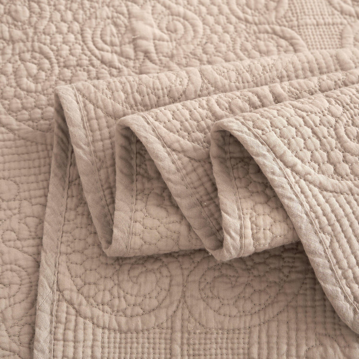 DaDa Bedding Neutral Taupe Beige Sandy Elegant Matelasse Cotton