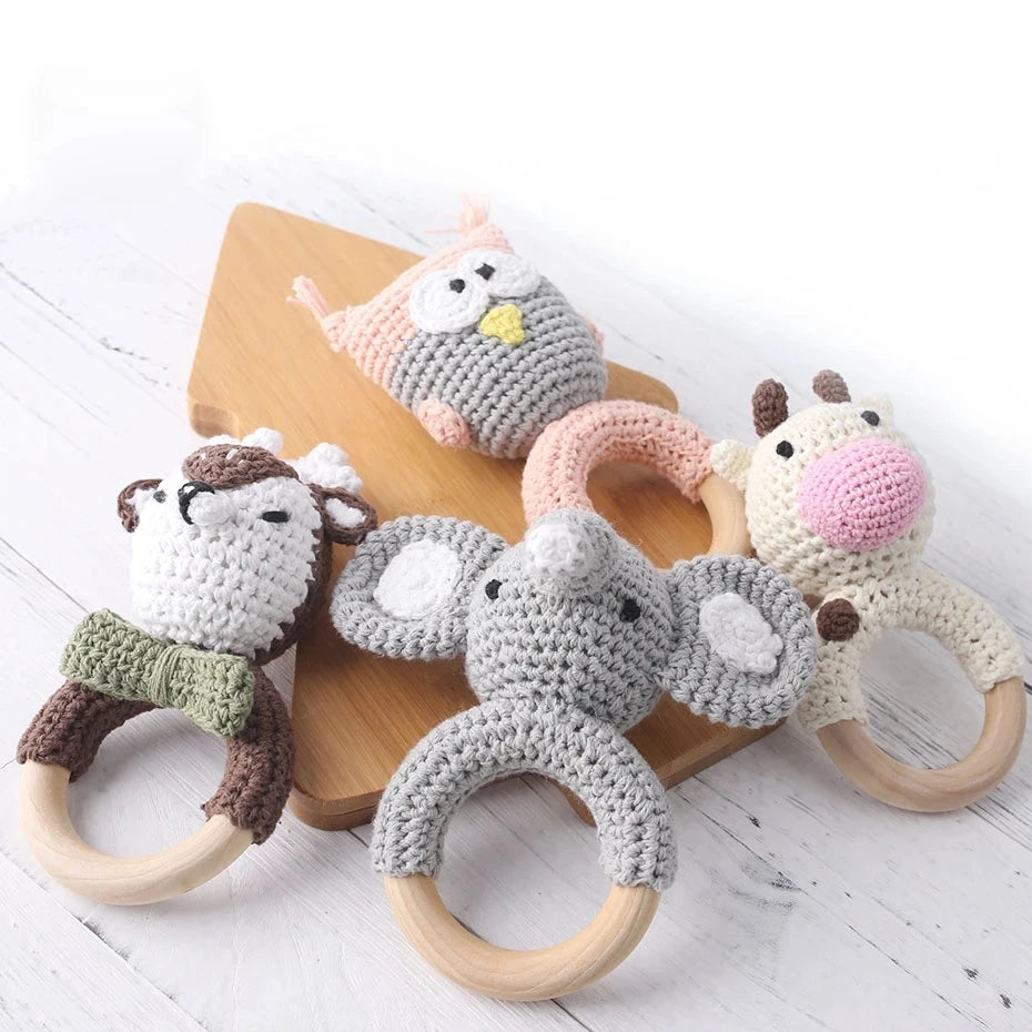 1Pc Wooden Baby Teether Crochet Elephant Rattle Toy BPA Free Wood Rodent Rattle Baby Mobile Gym Newborn Stroller Educational Toy