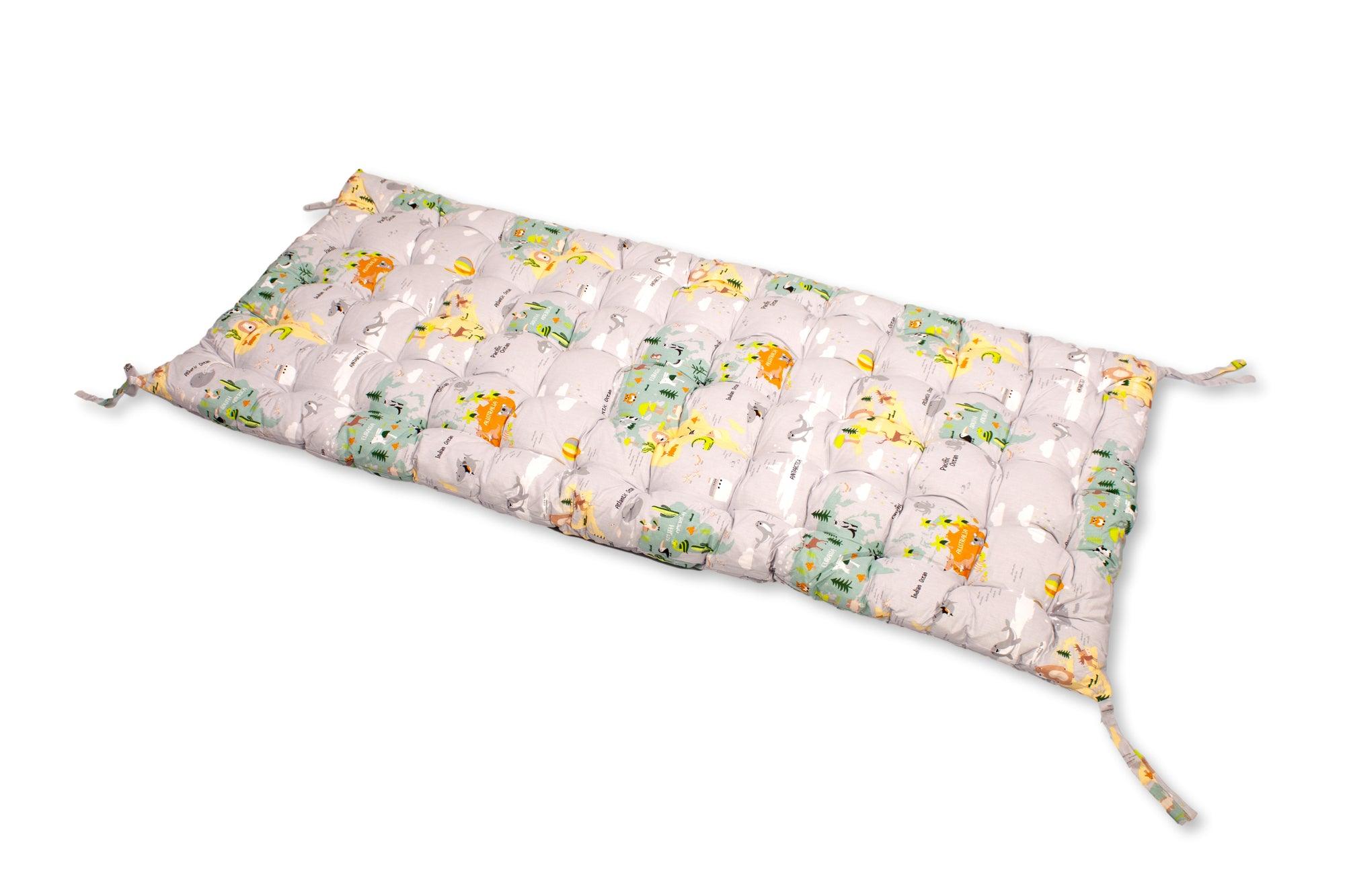 XL Climbing Arch/Rocker &amp; Map Pattern Cushion Set