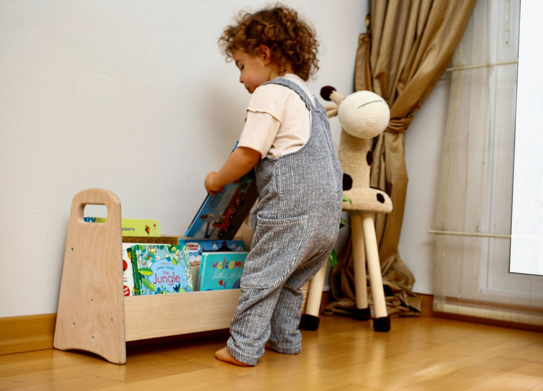 Wooden Bookshelf / Small Size