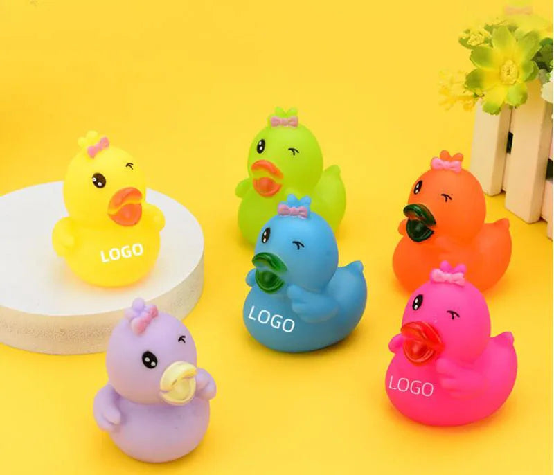 1pcs Baby Cute Duck Bath Toys Rubber Yellow Ducks Washing Swimming Toddler Toys Squeeze Sound Kids Wash Play Funny Gift