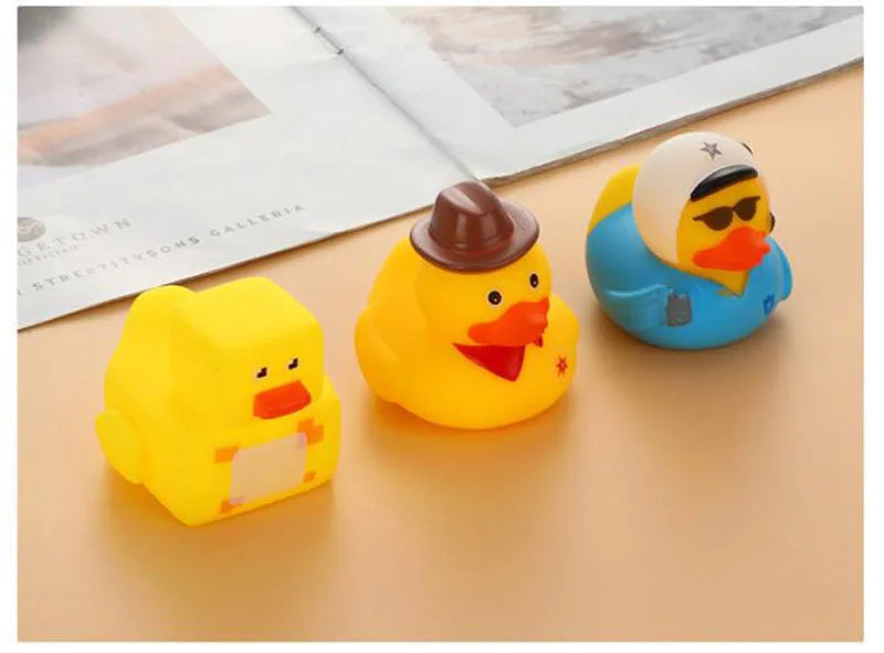 1pcs Baby Cute Duck Bath Toys Rubber Yellow Ducks Washing Swimming Toddler Toys Squeeze Sound Kids Wash Play Funny Gift