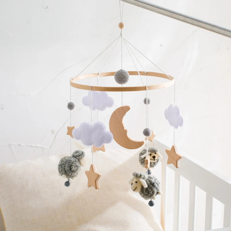 Wooden Baby Rattle Mobile 0-12Month Soft Felt Cartoon Sheep Star Moon Newborn Music Box Hanging Bed Bell Mobile Crib Bracket Toy