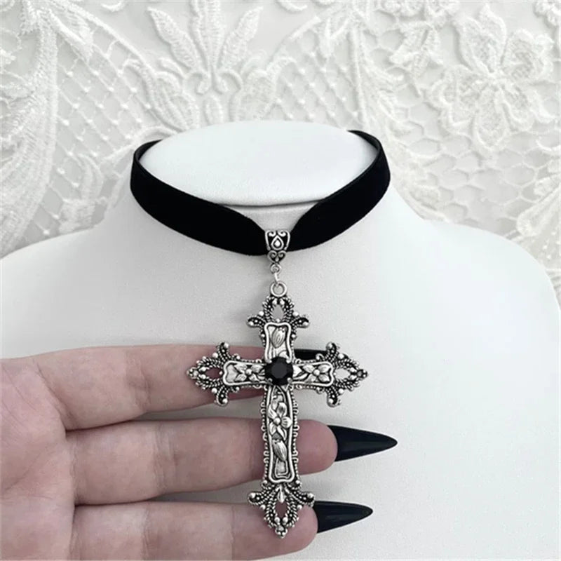 Goth Limited Black Velvet Cross Bead Choker Necklace Jewelry Gorgeous Women Punk Gift Statement New Gothic Halloween Grunge