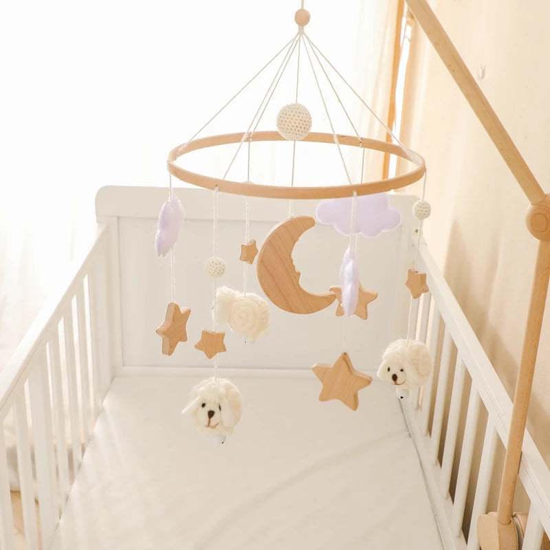 Wooden Baby Rattle Mobile 0-12Month Soft Felt Cartoon Sheep Star Moon Newborn Music Box Hanging Bed Bell Mobile Crib Bracket Toy