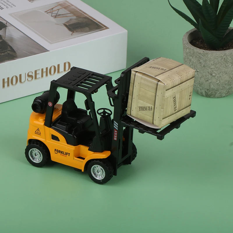 Alloy Die-Cast Model Vehicle Construction Forklift Friction Toy W/ Cargo Pallet Interactive Toy For Boys Girls Xmas Gift