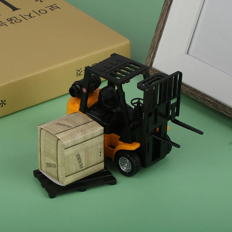 Alloy Die-Cast Model Vehicle Construction Forklift Friction Toy W/ Cargo Pallet Interactive Toy For Boys Girls Xmas Gift