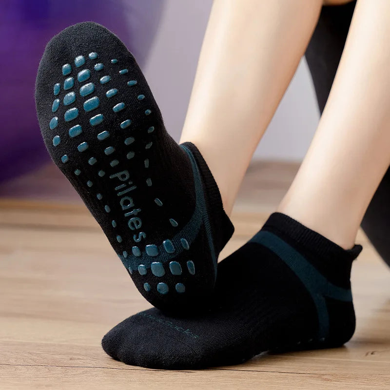 Large Size Silicone Anti-slip Dance Sports Socks Cotton Breathable Ballet Pilates Yoga Socks Unisex Men Women Indoor Floor Socks