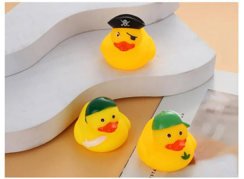 1pcs Baby Cute Duck Bath Toys Rubber Yellow Ducks Washing Swimming Toddler Toys Squeeze Sound Kids Wash Play Funny Gift