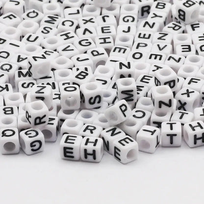 100pcs Square White and Black Mixed Letter Acrylic Beads Cube Loose Spacer Alphabet Beads For Jewelry Making Diy Accessories