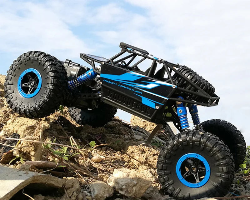 Remote Controlled Monster Truck, 2.4GHz 4WD Off-road RockTracked Vehicle, 1:16 All Terrain Rechargeable Electric Toy  Gifts