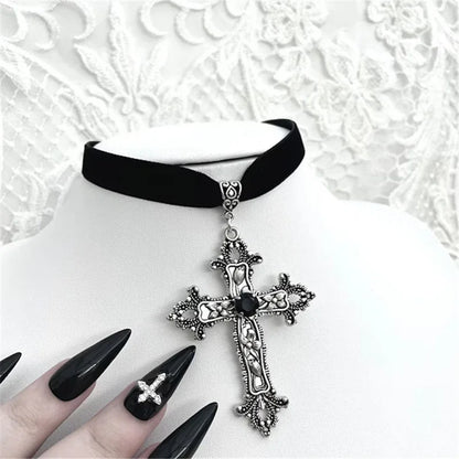 Goth Limited Black Velvet Cross Bead Choker Necklace Jewelry Gorgeous Women Punk Gift Statement New Gothic Halloween Grunge