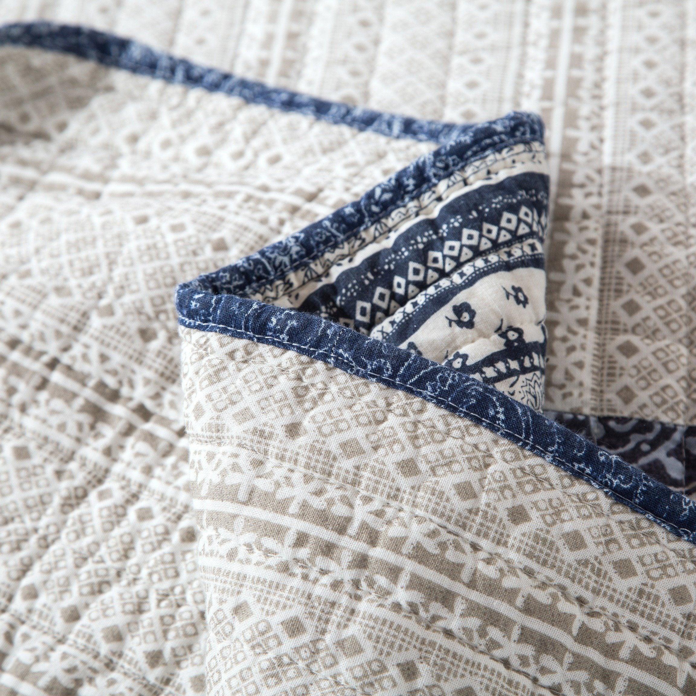 DaDa Bedding Bohemian Denim Blue Elegance Patchwork Cotton Bedspread