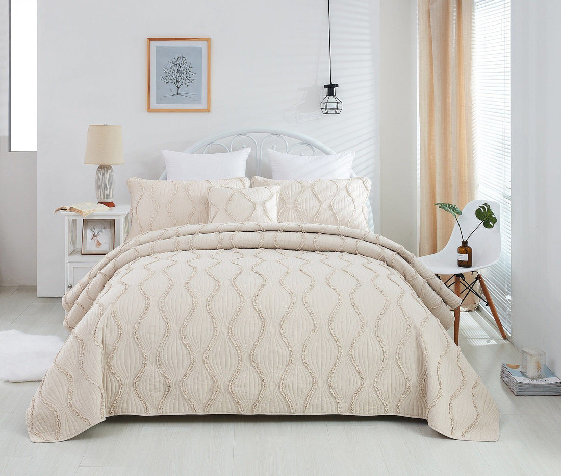 DaDa Bedding Soft Charming French Country Ruffles Quilted Cotton